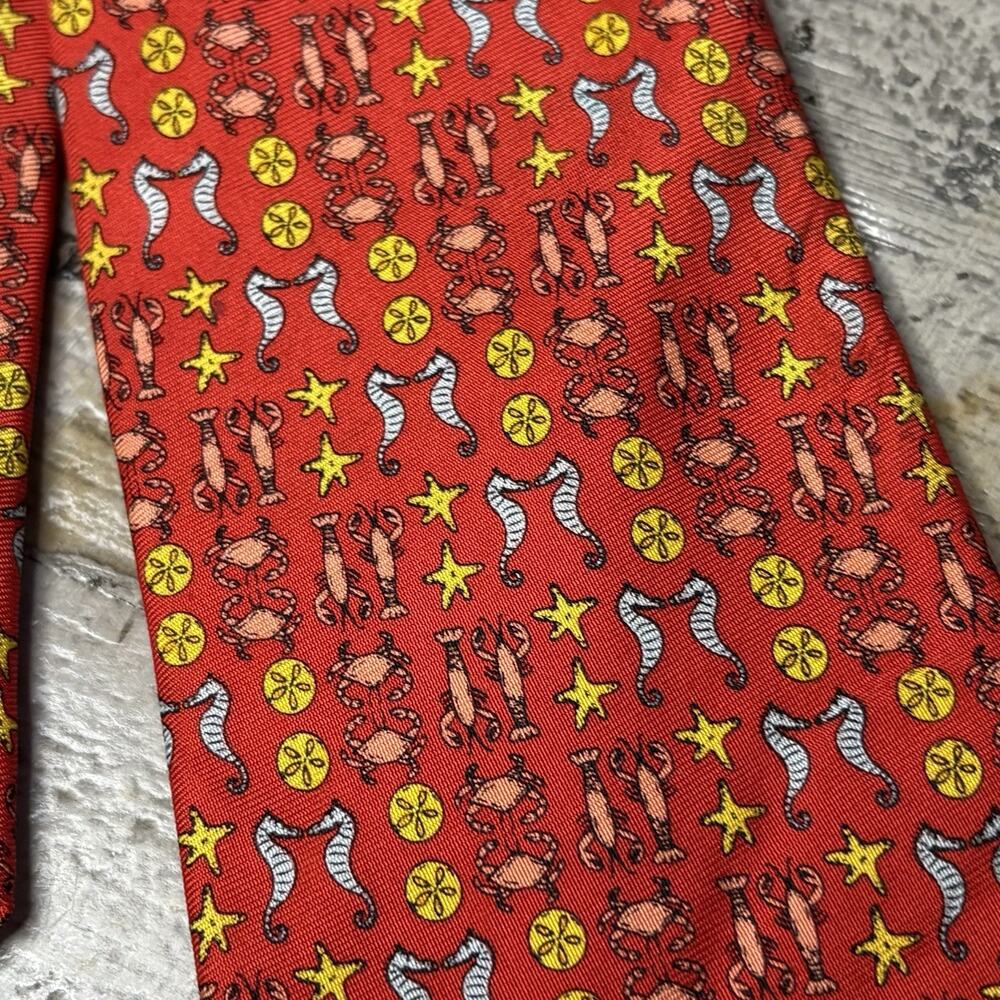 Peter Blair Neck Tie Ocean Sea Life Seahorse Nautical Made in USA 100% Silk Red - Picture 2 of 2